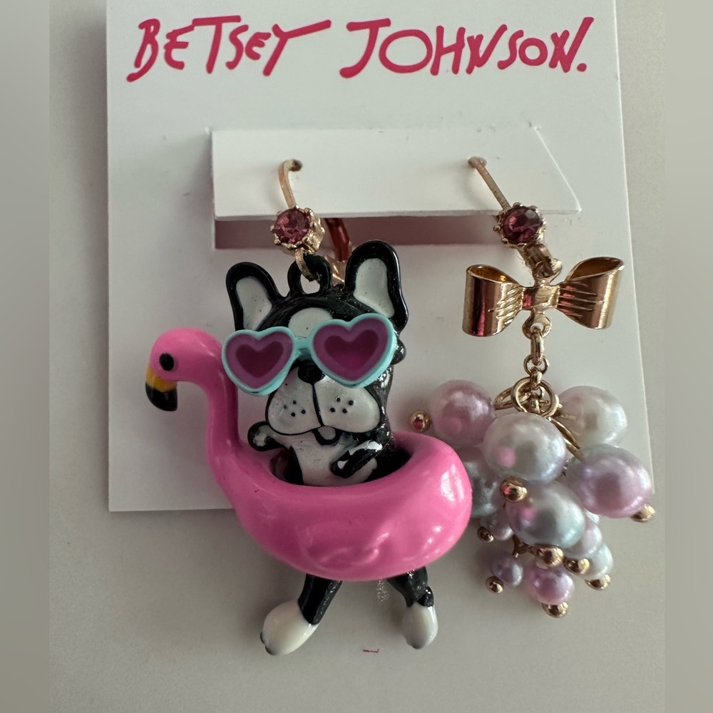 Betsey Johnson NWT Earrings Boston Terrier Frenchie Pink Flamingo $45 Adorable